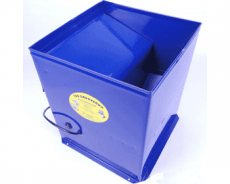 Измельчитель зерна Три поросенка