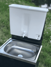 Умывальник для дачи с подогревом Петромаш (мокрый асфальт)