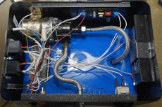 Водонагреватель с душем в разрезе